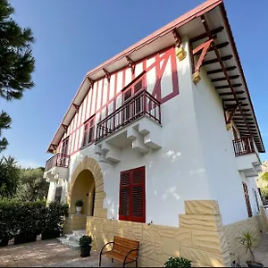 Bri&bri Mondello Bed & Breakfast